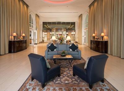 هیلتون ایندیاناپلیز هتل اند سویتز