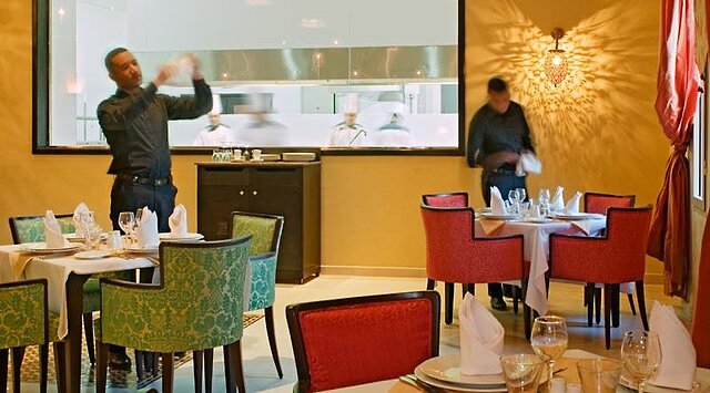 سنتیدو کنزی منارا پالاس