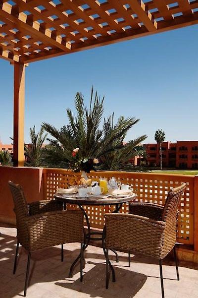 سنتیدو کنزی منارا پالاس