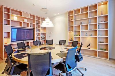 هیلتون نردیکا