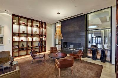 هیلتون نردیکا