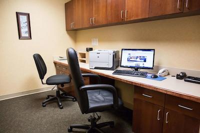 هامپتون این کلومبوز نرد