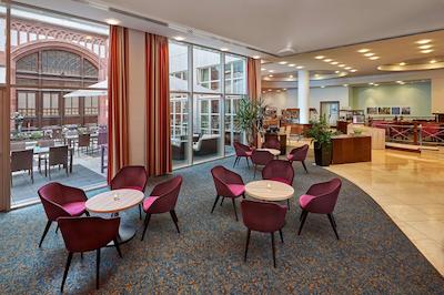 هیلتون مینز سیتی