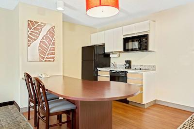 هاودرن سویتز بای ویندهام سینسیناتی بلو اش