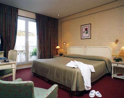 اسپاهتل پلازا د اسپانا