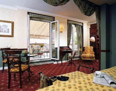 اسپاهتل پلازا د اسپانا