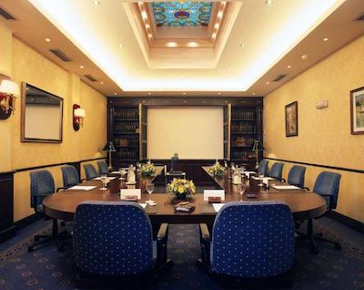 اسپاهتل پلازا د اسپانا