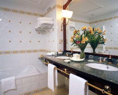 اسپاهتل پلازا د اسپانا