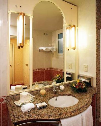 اسپاهتل پلازا د اسپانا