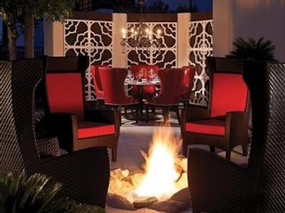 د ریویرا پالم اسپرینگس ا تریبوت پرتفلیو ریزرت