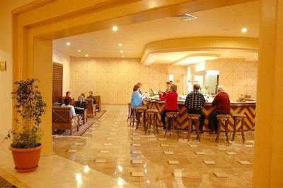 ال مورادی تزور