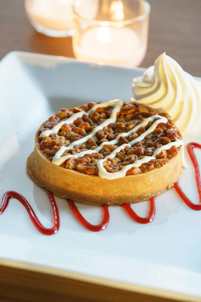 هیلتون چارلت ونیورسیتی پلاس