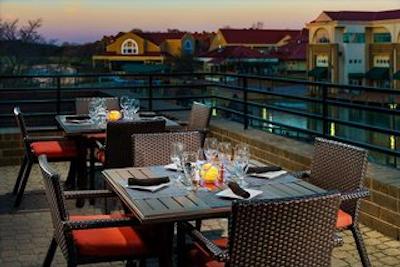 هیلتون چارلت ونیورسیتی پلاس