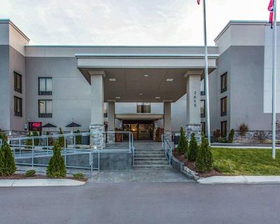 کوالیتی سویتز ناشویل آیرپرت