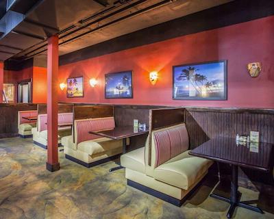 کوالیتی سویتز ناشویل آیرپرت