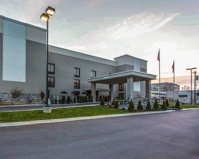 کوالیتی سویتز ناشویل آیرپرت