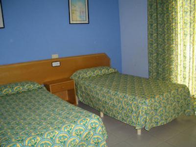 هستال تاهیتی