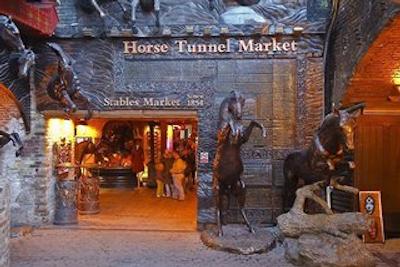 هیلتون اوستون