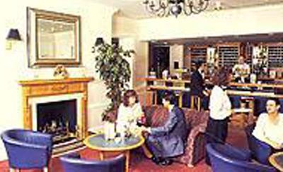 هیلتون اوستون