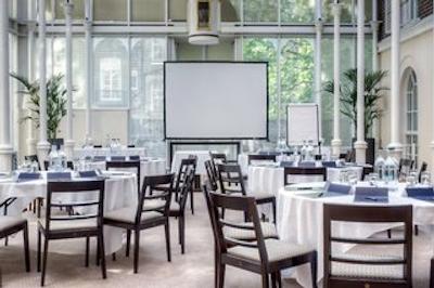 هیلتون اوستون