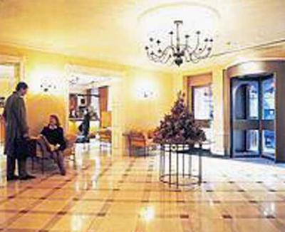 هیلتون اوستون