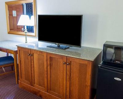 اکنو لج آیرپرت