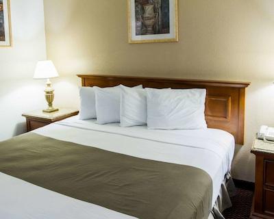 اکنو لج آیرپرت