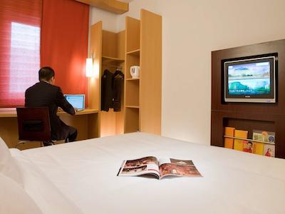 آیبیس شانگهای لیانیانگ