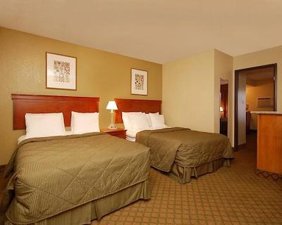 ا ویکتری این اند سویتز فنیکس نرد