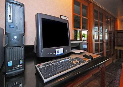 ا ویکتری این اند سویتز فنیکس نرد