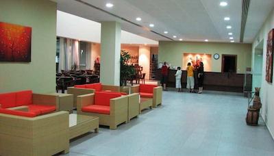 دئو سانست ب هلید ویلیج