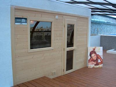 هتل ره دن کارلز اند اسپا