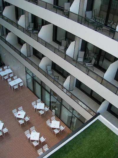 هتل ره دن کارلز اند اسپا