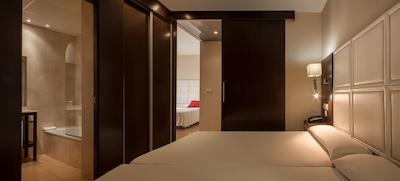 هتل ره دن کارلز اند اسپا