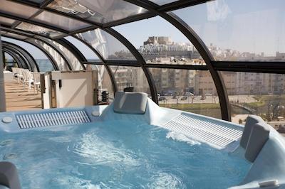 هتل ره دن کارلز اند اسپا