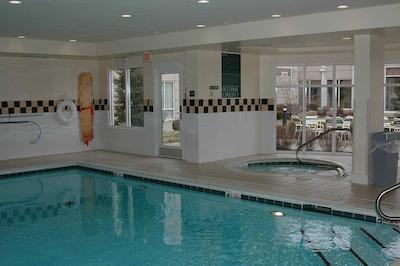 هیلتون گاردن این لویسویل ایست