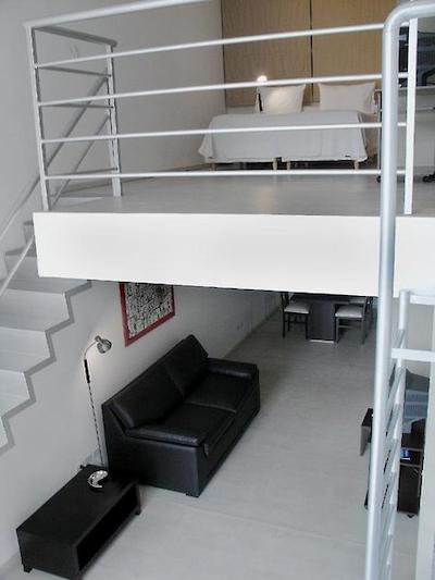 اتنیا اپارتمنتز اند سویتز