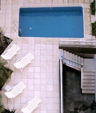 اتنیا اپارتمنتز اند سویتز