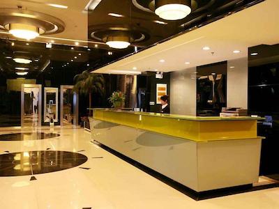 جی هتل شانگهای لوجیازوی پودونگ ساوت رود