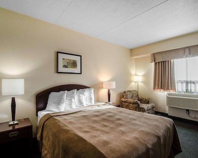 کوالیتی هتل رجینا