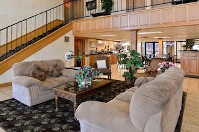 مانوسُن هتل اُکلاهما سیتی اسود