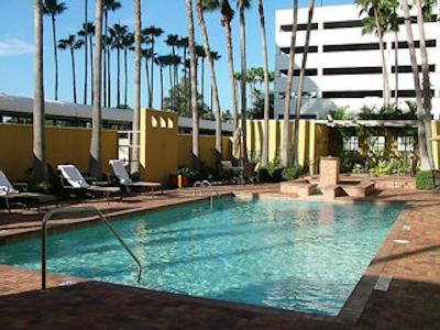 هلید این تامپا وستشر-آیرپرت اریا