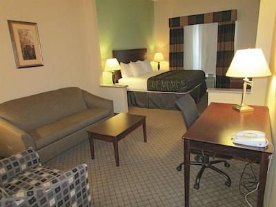 لا کوینتا این اند سویتز تامپا سنترال