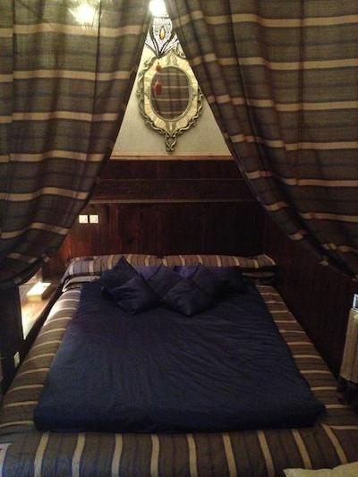 لا میسُن نماد