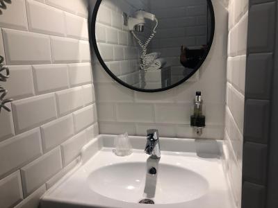 هتل دز ارتز باستیل