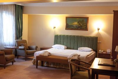 ترمال هتل کیرسی