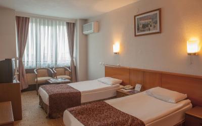 ترمال هتل کیرسی