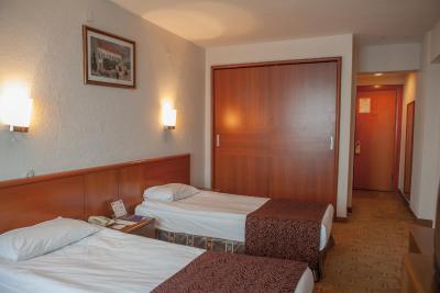 ترمال هتل کیرسی