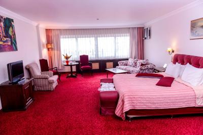 ترمال هتل کیرسی