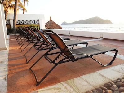 بست وسترن هتل پسادا فریمان زنا درادا